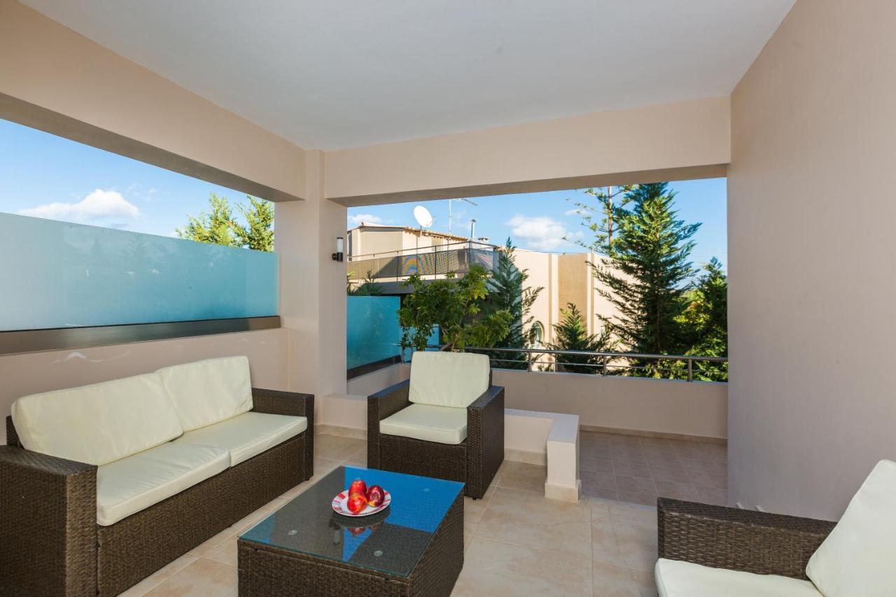 Peris Villa คาโตดารัตโซ ภายนอก รูปภาพ
