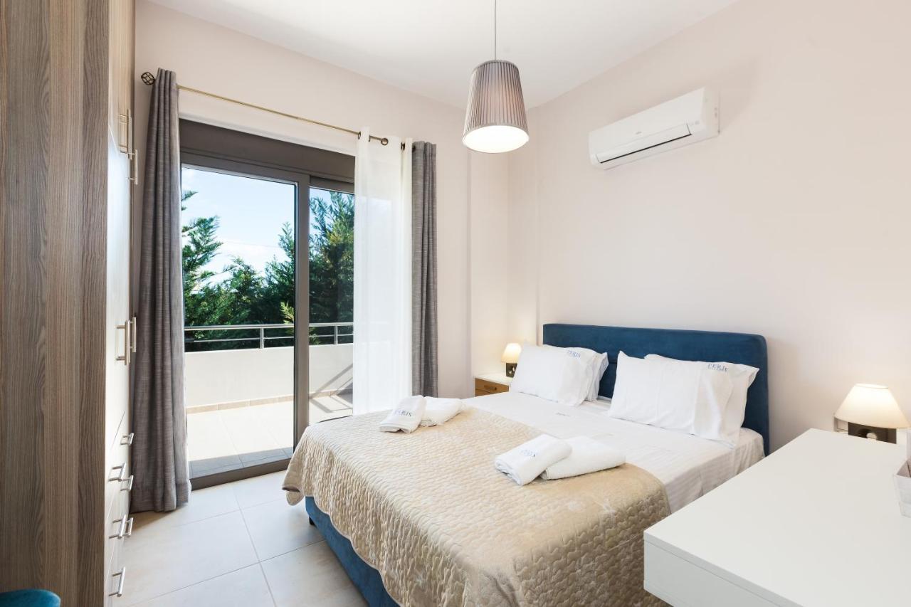 Peris Villa คาโตดารัตโซ ภายนอก รูปภาพ