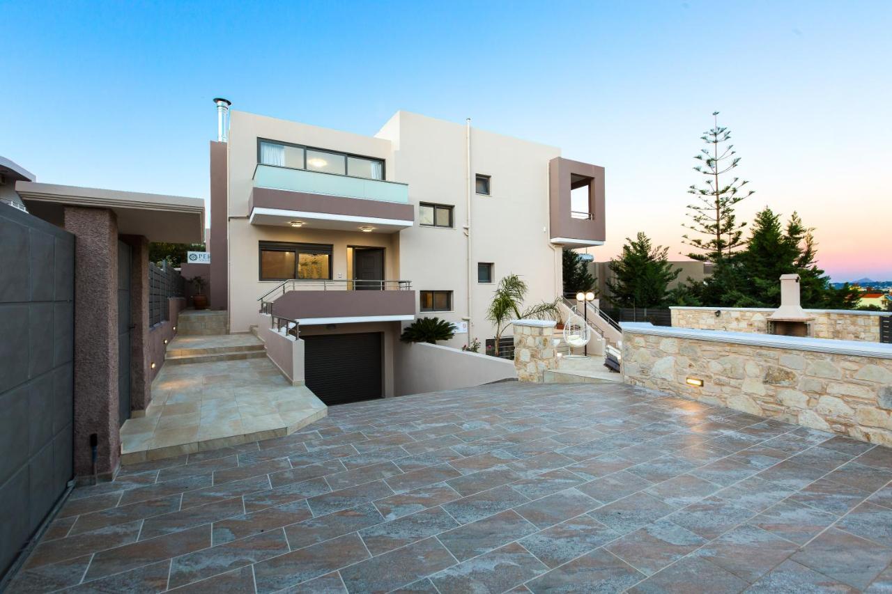 Peris Villa คาโตดารัตโซ ภายนอก รูปภาพ