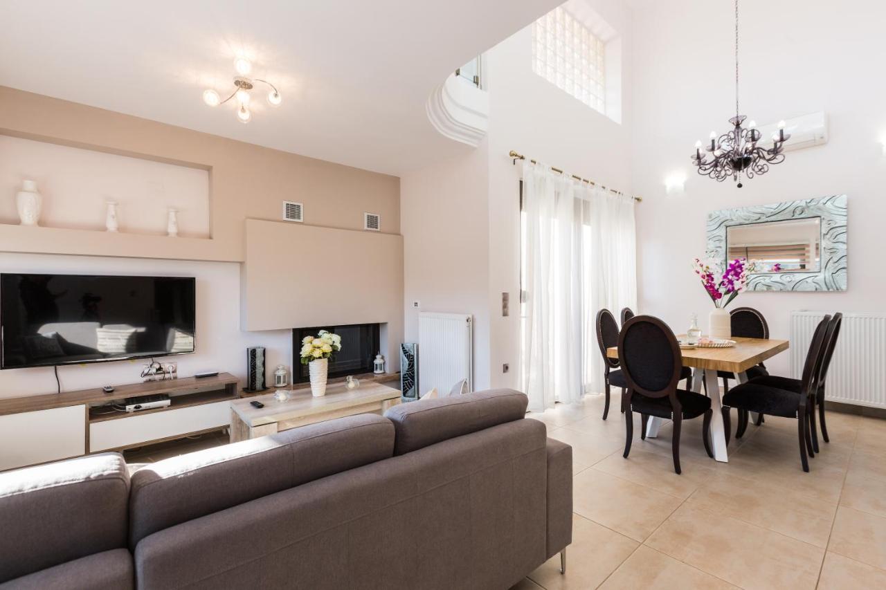 Peris Villa คาโตดารัตโซ ภายนอก รูปภาพ