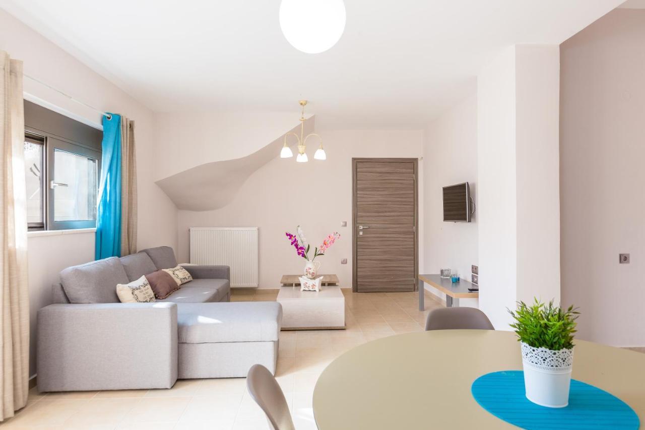 Peris Villa คาโตดารัตโซ ภายนอก รูปภาพ