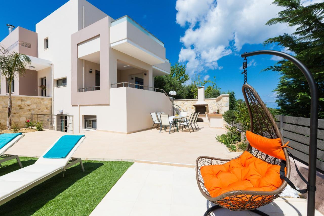 Peris Villa คาโตดารัตโซ ภายนอก รูปภาพ