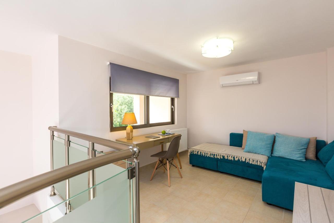 Peris Villa คาโตดารัตโซ ภายนอก รูปภาพ